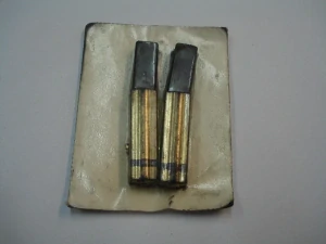 sada uhlíků 2ks PN 398513