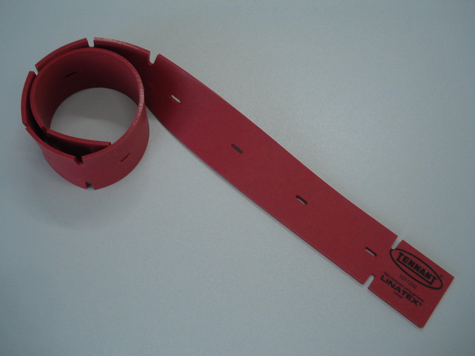 stěrka přední LINATEX TENNANT PN 1011232