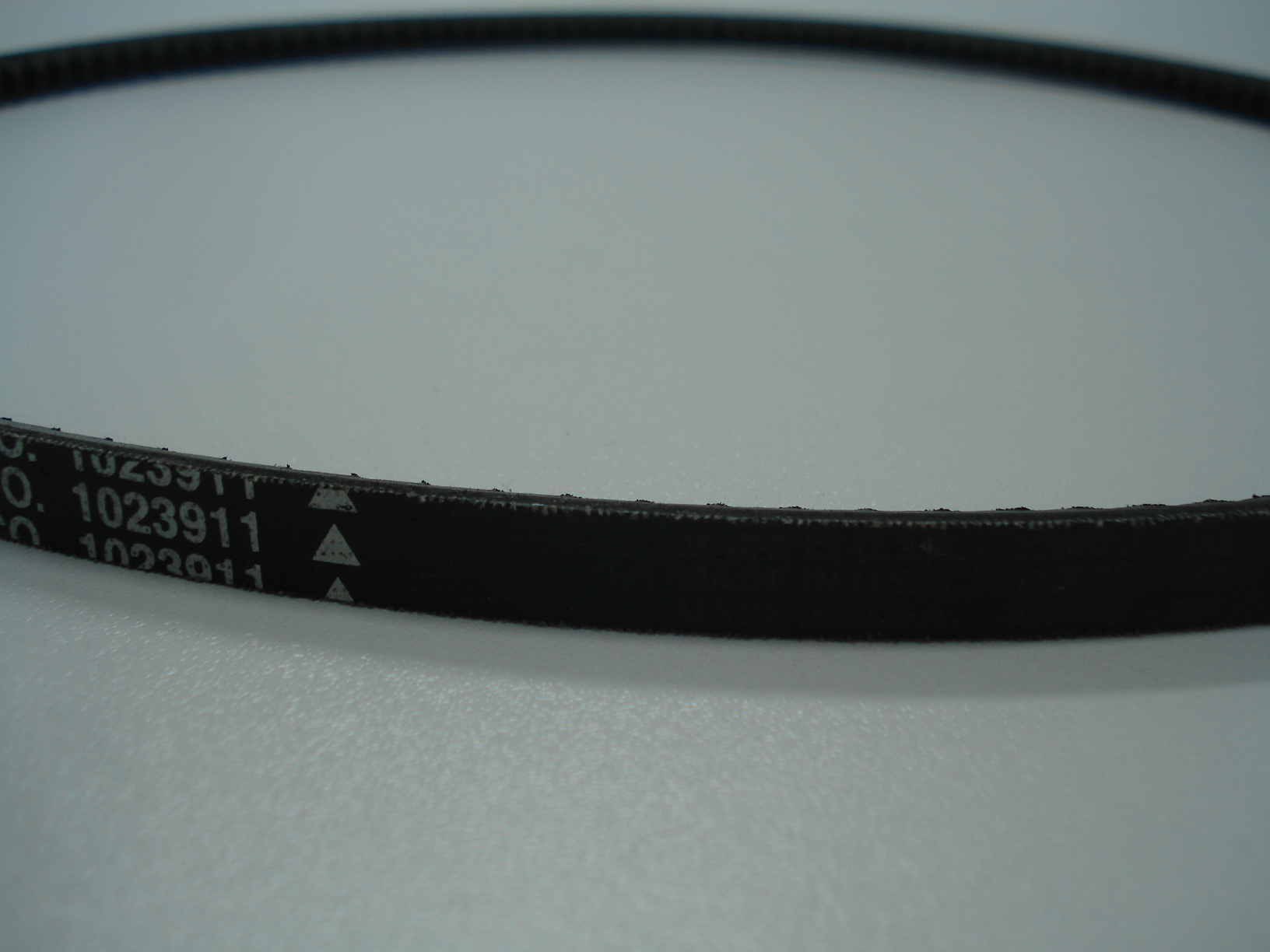 řemen V, cca 45 cm TENNANT PN 1023911