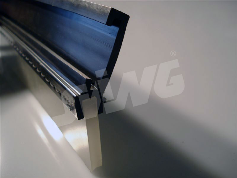 stěrka boční URETHANE TENNANT PN 12472