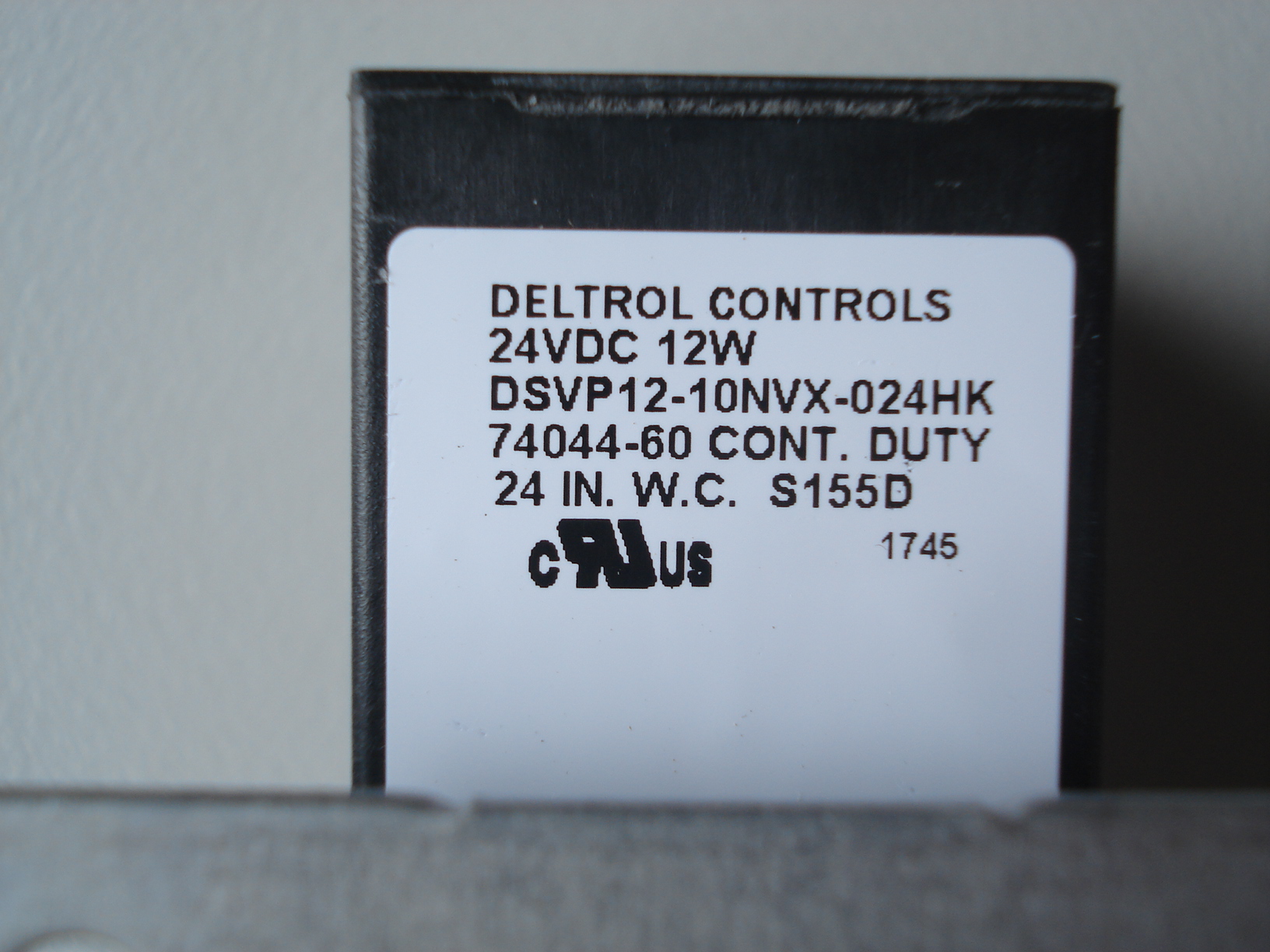 ventil vody 24V TENNANT PN 1211424