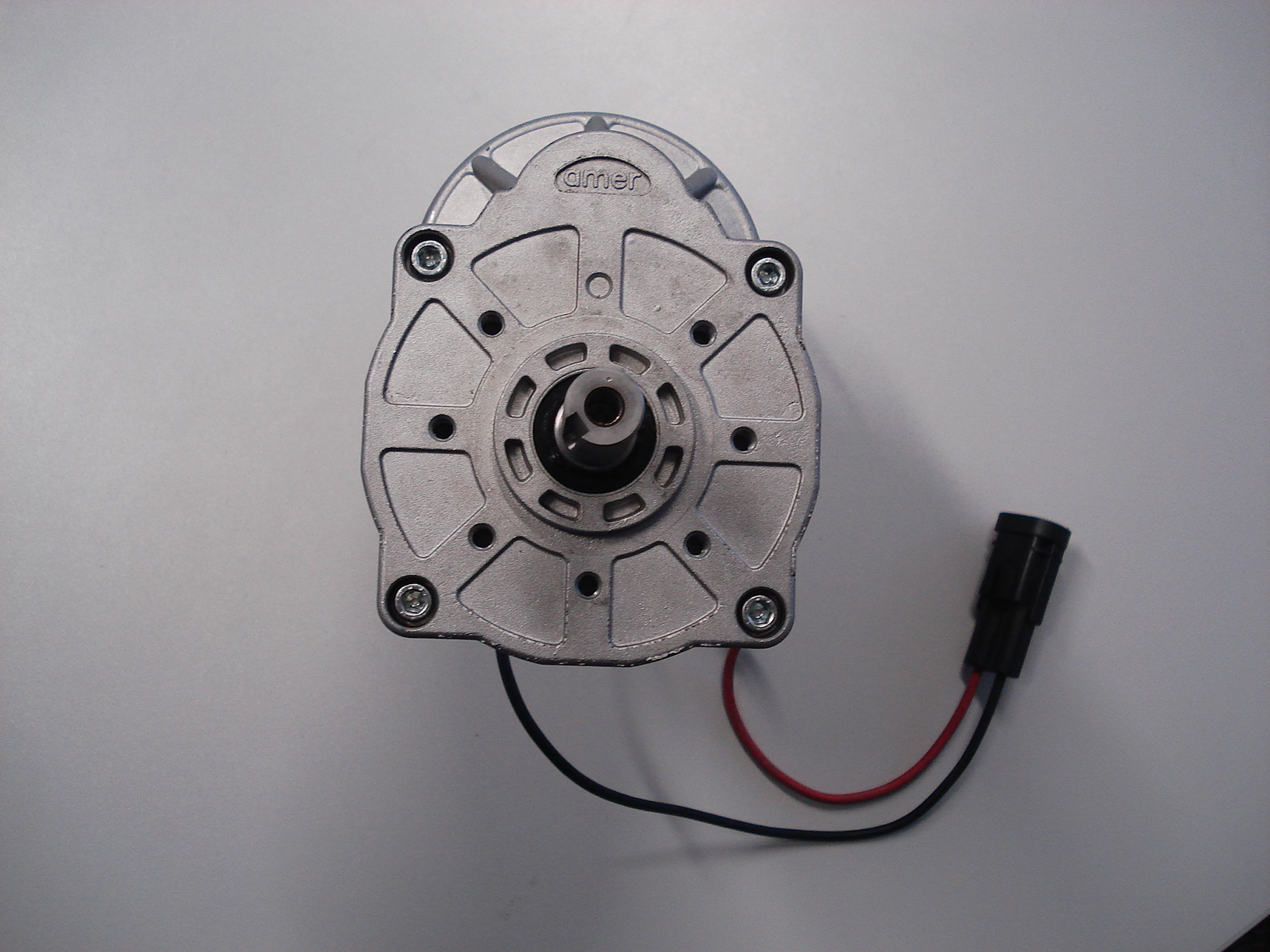 motor kartáče 24V s převodovkou TENNANT PN 1025142