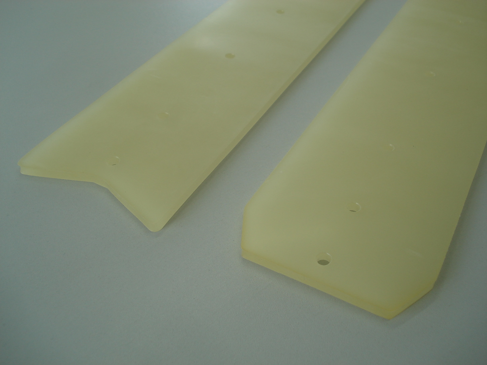 sada bočních stěrek POLYURETHANE, NILFISK PN 56383490