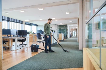Vysavač Nilfisk VP 700 HEPA XEC EU pro suché sání PN 107421184